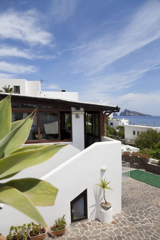 Hotel La Terrazza Panarea Exterior photo